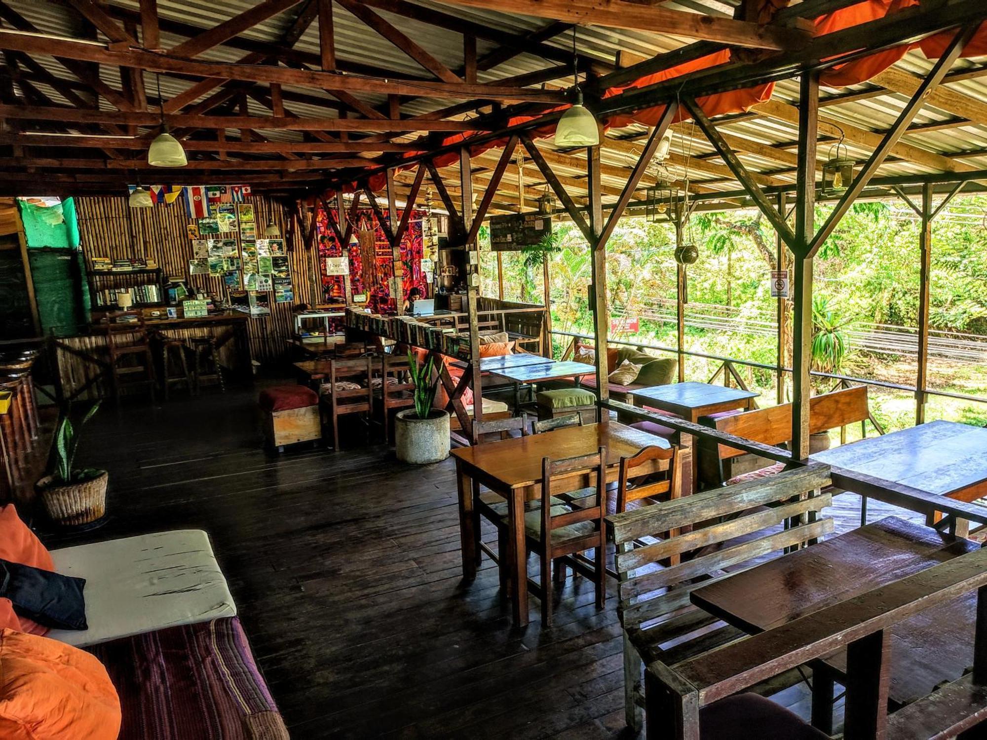 Hostel Plinio Manuel Antonio Luaran gambar