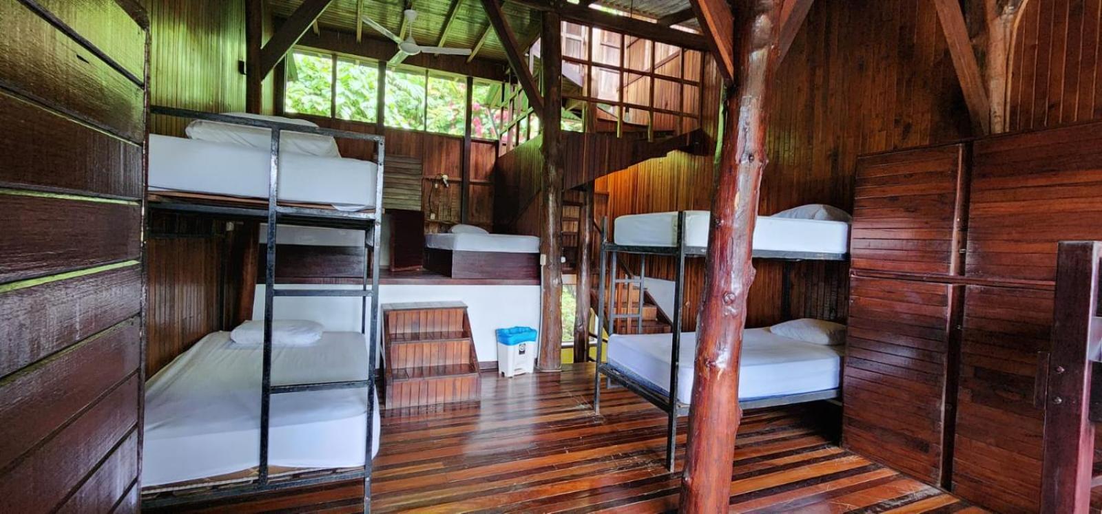Hostel Plinio Manuel Antonio Luaran gambar