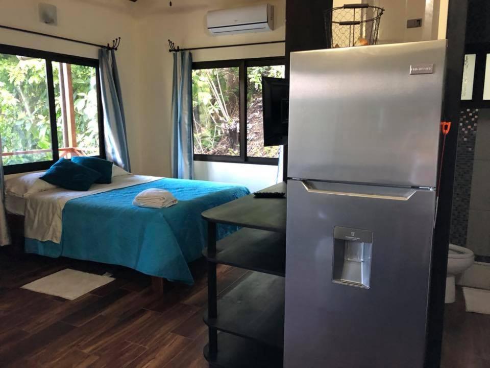Hostel Plinio Manuel Antonio Luaran gambar